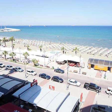 Lazuli Sea View Beachfront Ap 21 Larnaca Bagian luar foto
